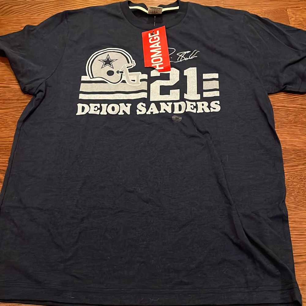 Homage, Size M Deion Sanders soft shirt